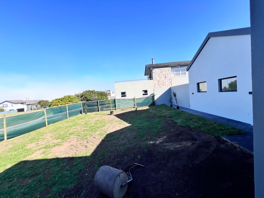 4 Bedroom Property for Sale in Oubaai Western Cape